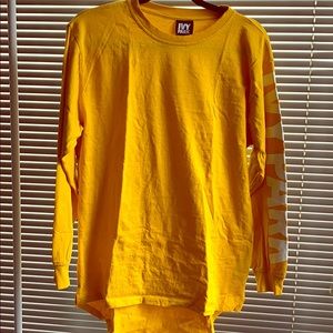 Like new! Ivy Park gold/yellow long sleeve